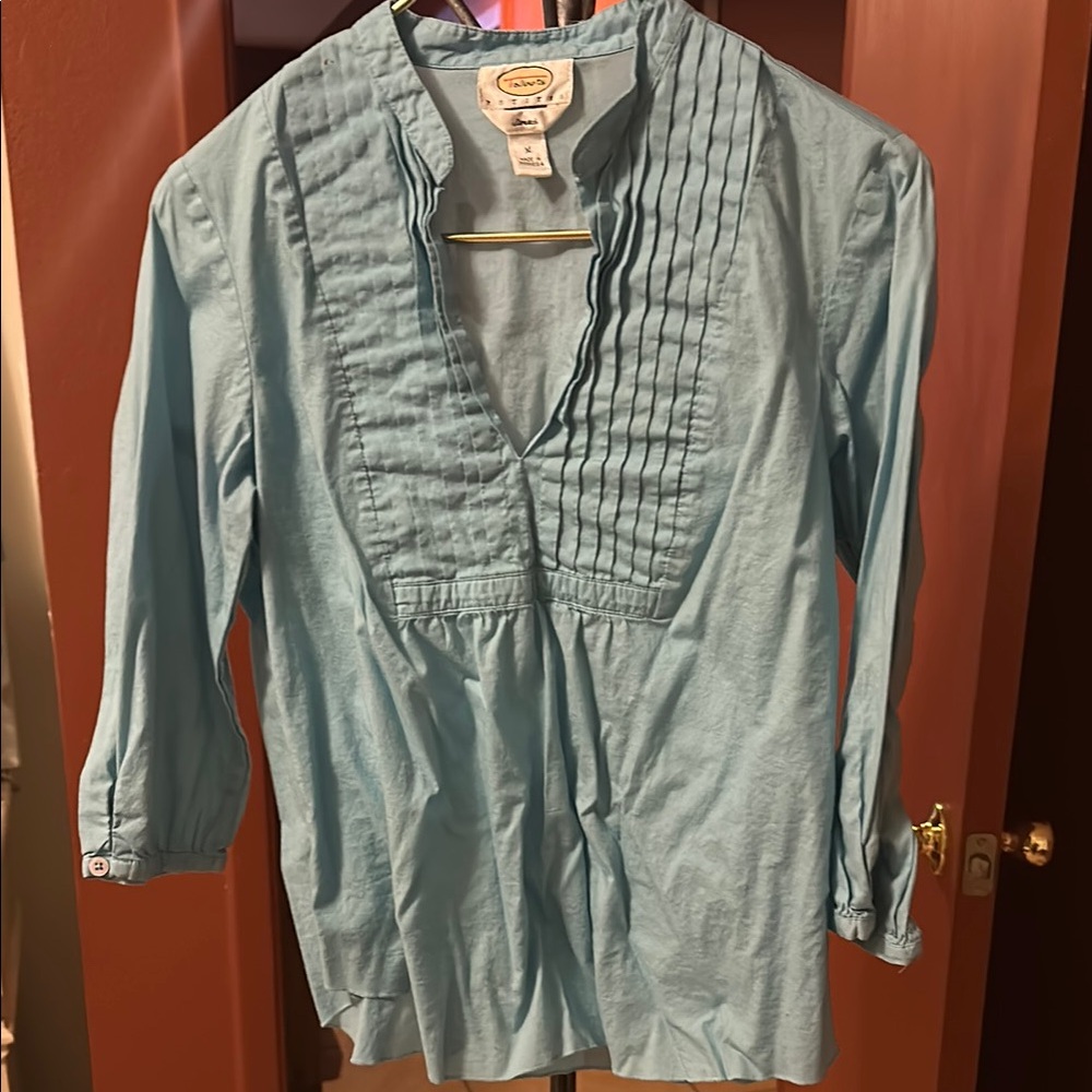 Women's Blue Top